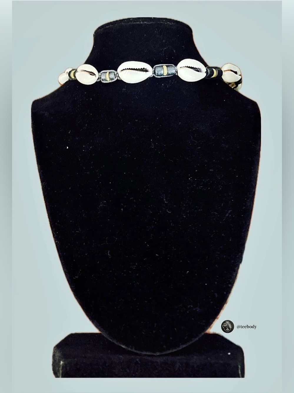 VTG Cruz Accessories Earth Elements Cowrie Shell Choker Necklace NWT NOS 17"